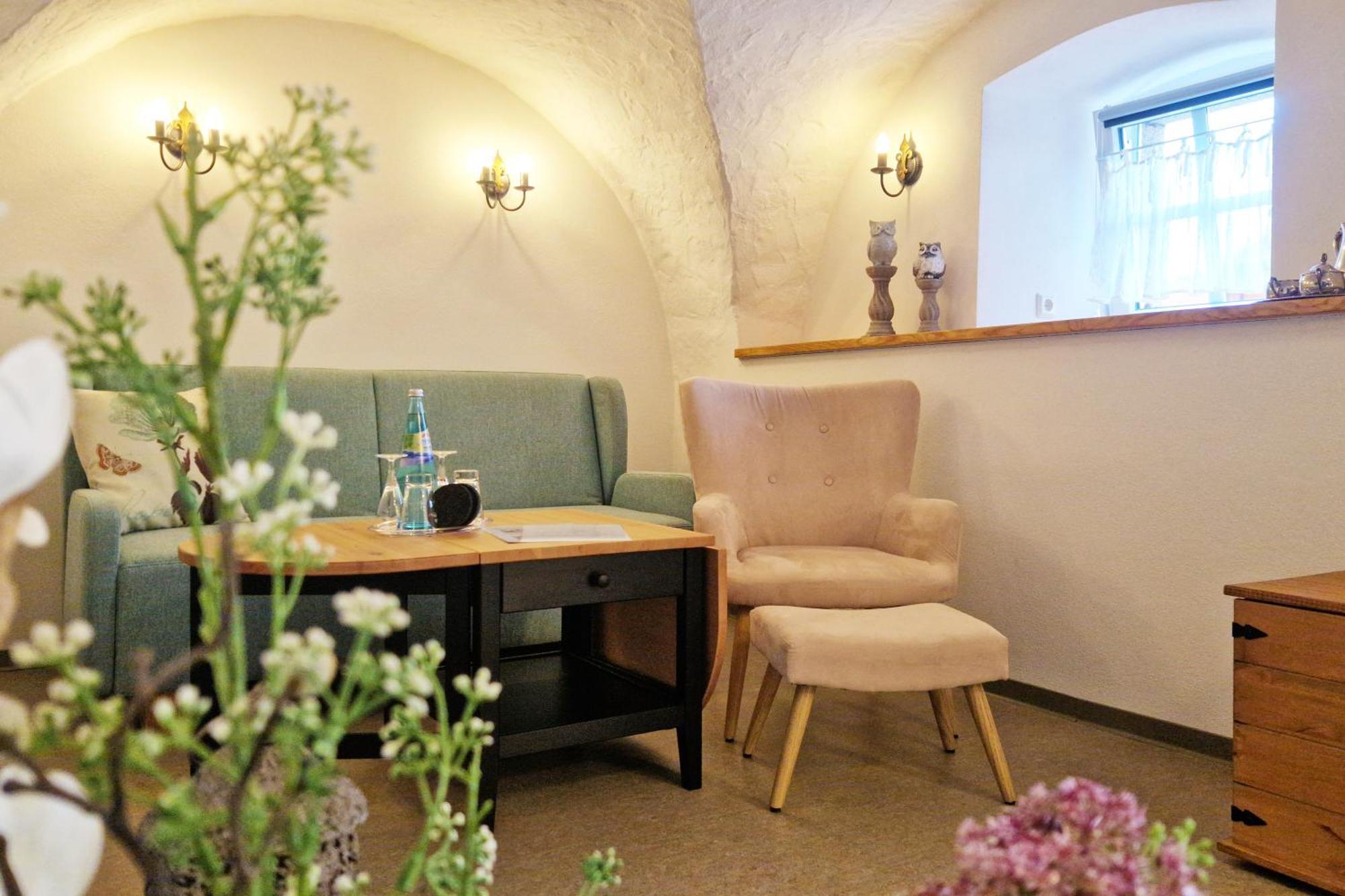 Familien- Und Apartmenthotel Lerchenberghof Walddorf  Экстерьер фото